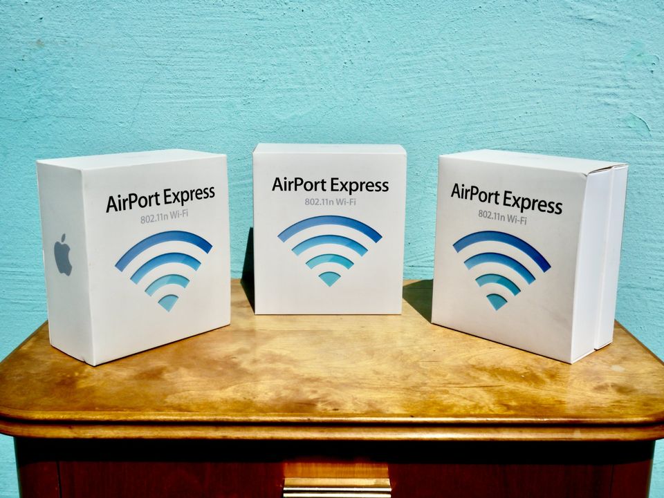 3x Apple Airport Express 802.11n Modell A1264 in OVP, NP 89€/267€ in Berlin