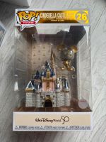 Funko Pop: Cinderella Castle and Mickey Mouse #26 Hessen - Kelkheim Vorschau