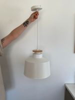 Deckenlampe, Hängelampe weiß mit Holzapplikation, E27 Neumünster - Wasbek Vorschau
