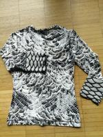 Eine sehr schöne, ausgefallene Bluse von Marccain.Größe N- 2 Hessen - Waldbrunn Vorschau