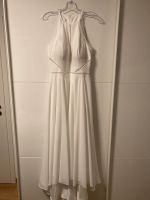 Creme Brautkleid mit Neckolder-Ausschnitt von Lilly Düsseldorf - Gerresheim Vorschau