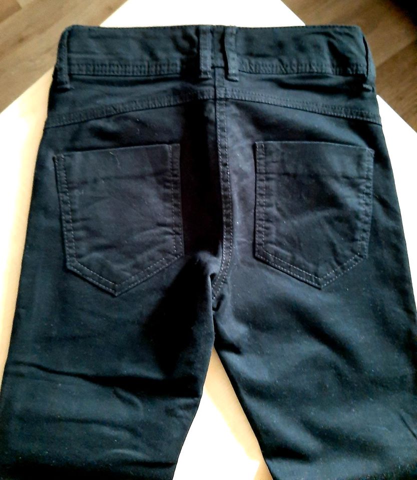 Jeans Next schwarz 146 Slim Mädchen NEU Versand 1,95 € in Kitzingen