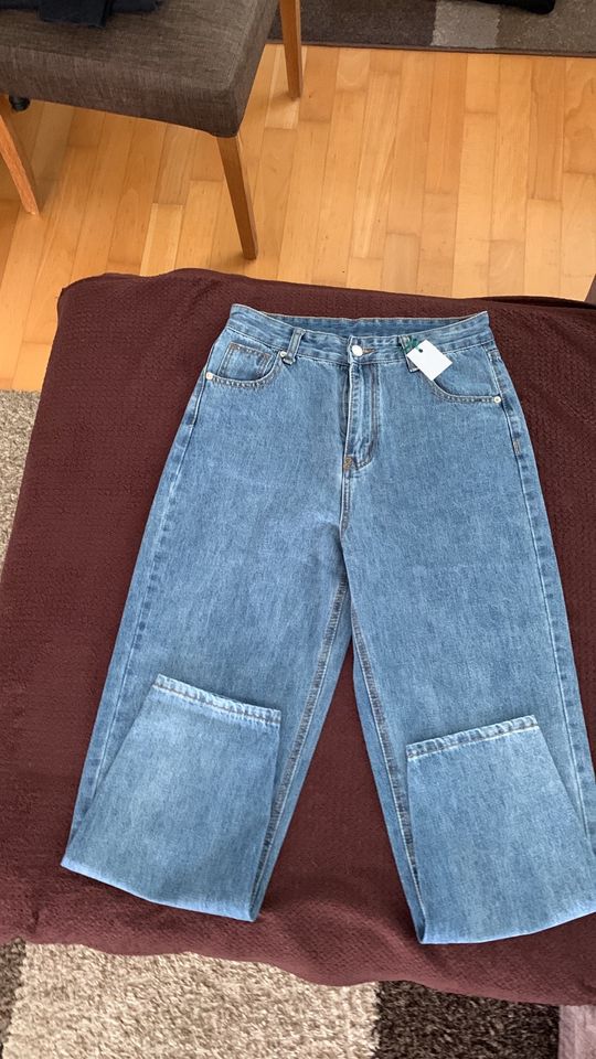 Verschiedene Jeans in Markgröningen