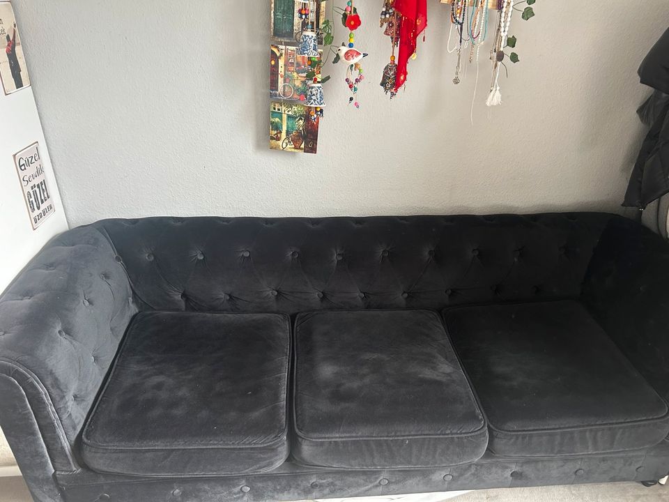 Chesterfield Couch in Hamburg