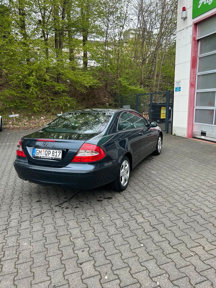 Mercedes-Benz CLK 220 CDI AVANTGARDE in Finnentrop
