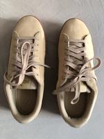 Puma Vikky Platform pebble beige Wildleder Gr. 38,5 - NEU Nordrhein-Westfalen - Bedburg Vorschau
