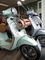 Vespa Primavera 50 iGet  Mod. "Pic NIC" Nordrhein-Westfalen - Siegburg Vorschau