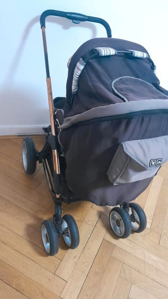 Kinderwagen zuverschenken in Mühlhausen