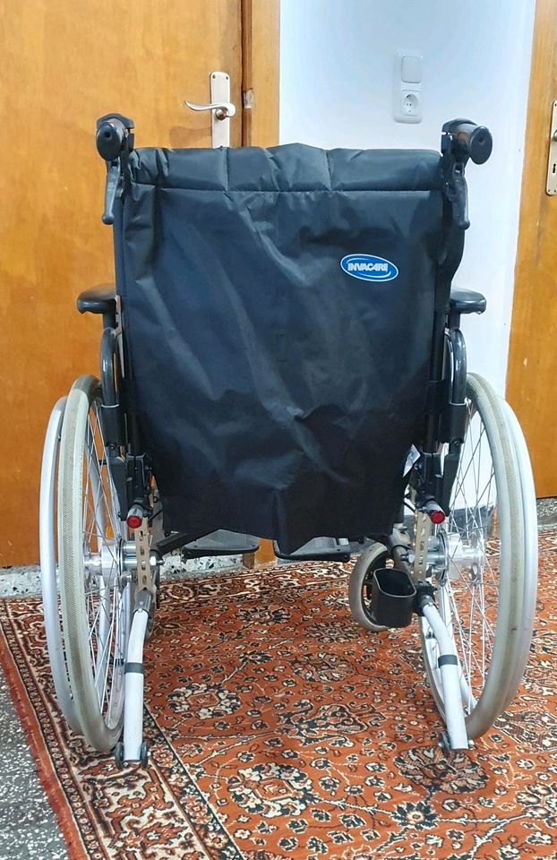 Rollstuhl in gutem Zustand in Syke