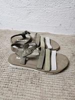 Timberland Sandalen Neuwertig 41,5 Nordrhein-Westfalen - Marl Vorschau