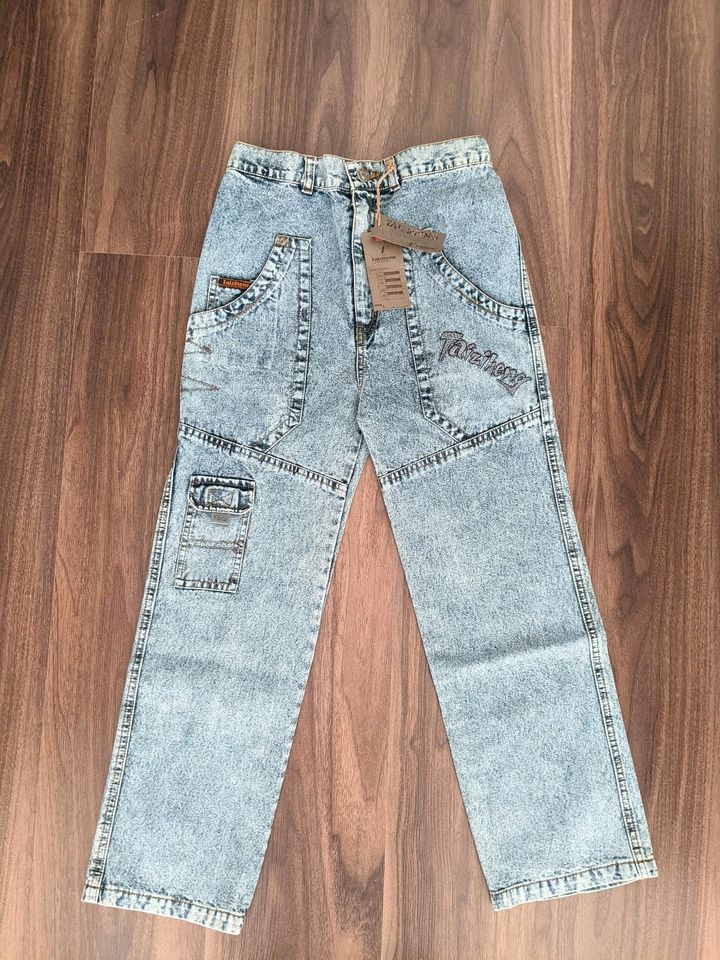 NEU Jeans für Jungen Gr.140 in Frankfurt am Main