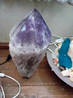 rießen Stein H 33cm B 18cm lila Amethyst Spitze Bayern - Weißenbrunn Kreis Kronach Vorschau