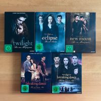 Die Twilight saga 2 Disc Fan Edition  Filme 1 - 5 komplett Hessen - Wetzlar Vorschau