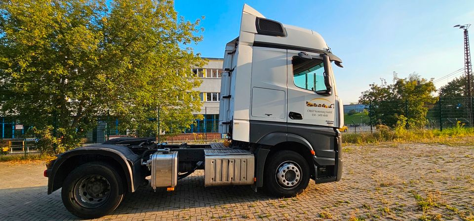 Mercedes-Benz Kipper und Sattelschlepper GIGASPACE 1846 €6 mit DPF und AdBlue, in Berlin