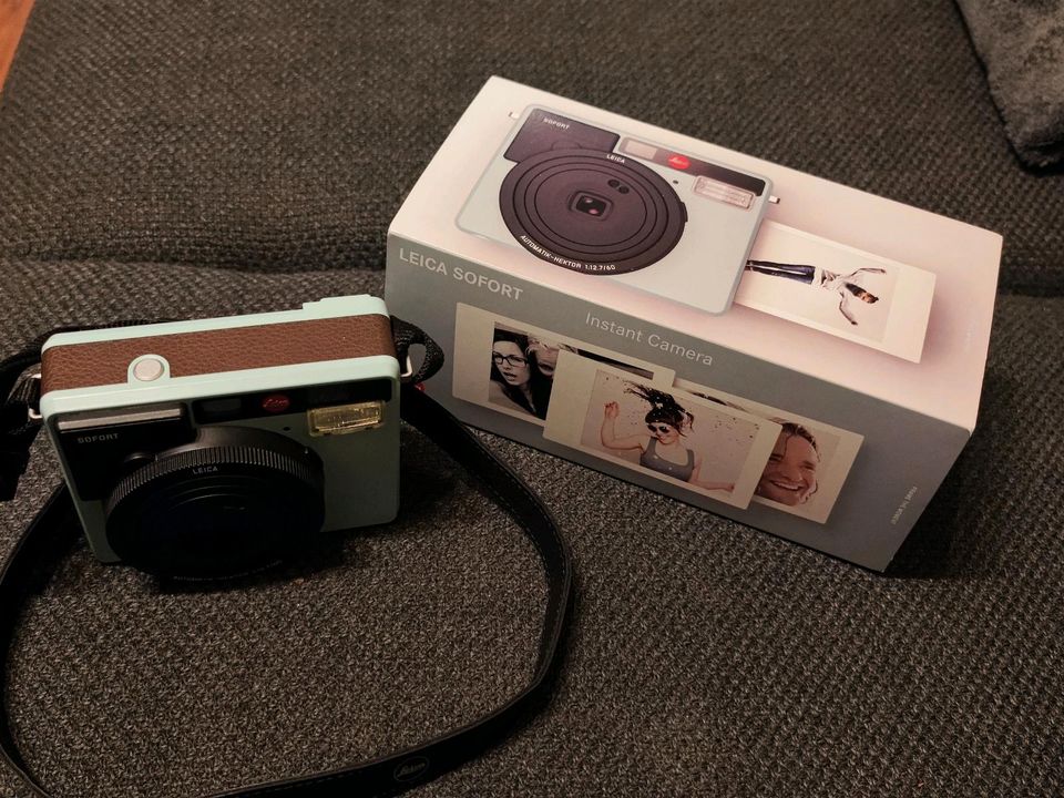 Leica Sofortbildkamera in Aßlar