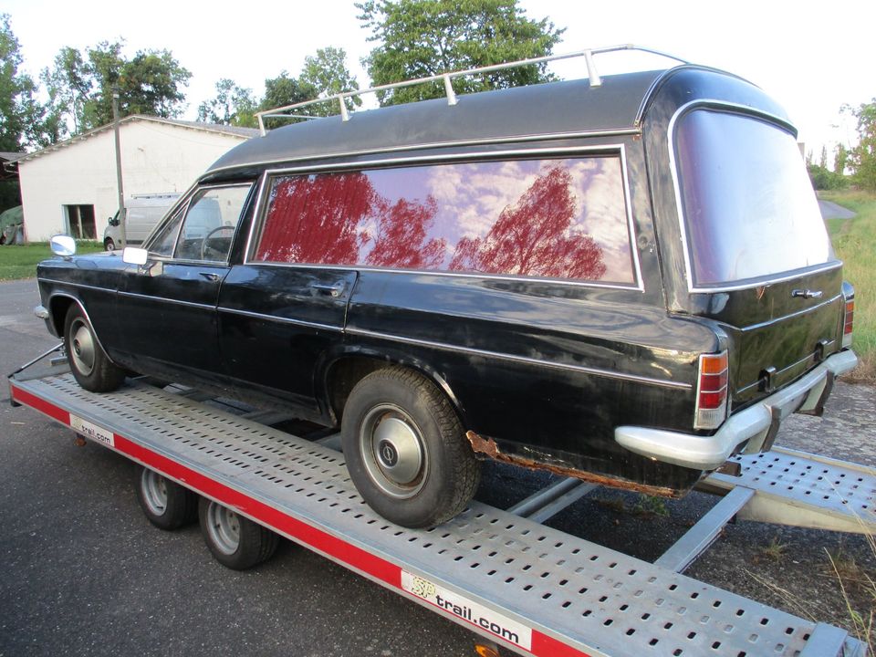 Opel Admiral B -  Bestattungswagen/Leichenwagen, Oldtimer in Neuenrade