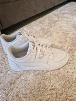 PUMA Unisex Caven 2.0 Sneaker Gr 41 Niedersachsen - Stade Vorschau