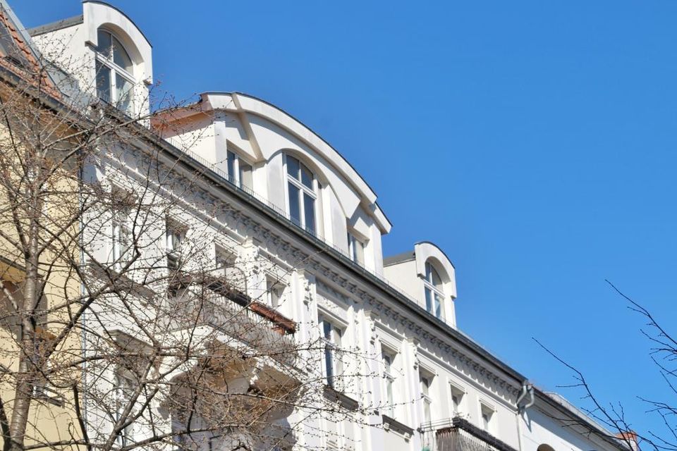 Grandioses Dachgeschoss nahe Helmholtzplatz in Berlin