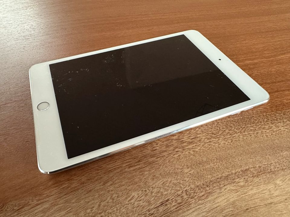 Apple iPad mini 4, 64GB, Wifi + Cellular in Saarbrücken