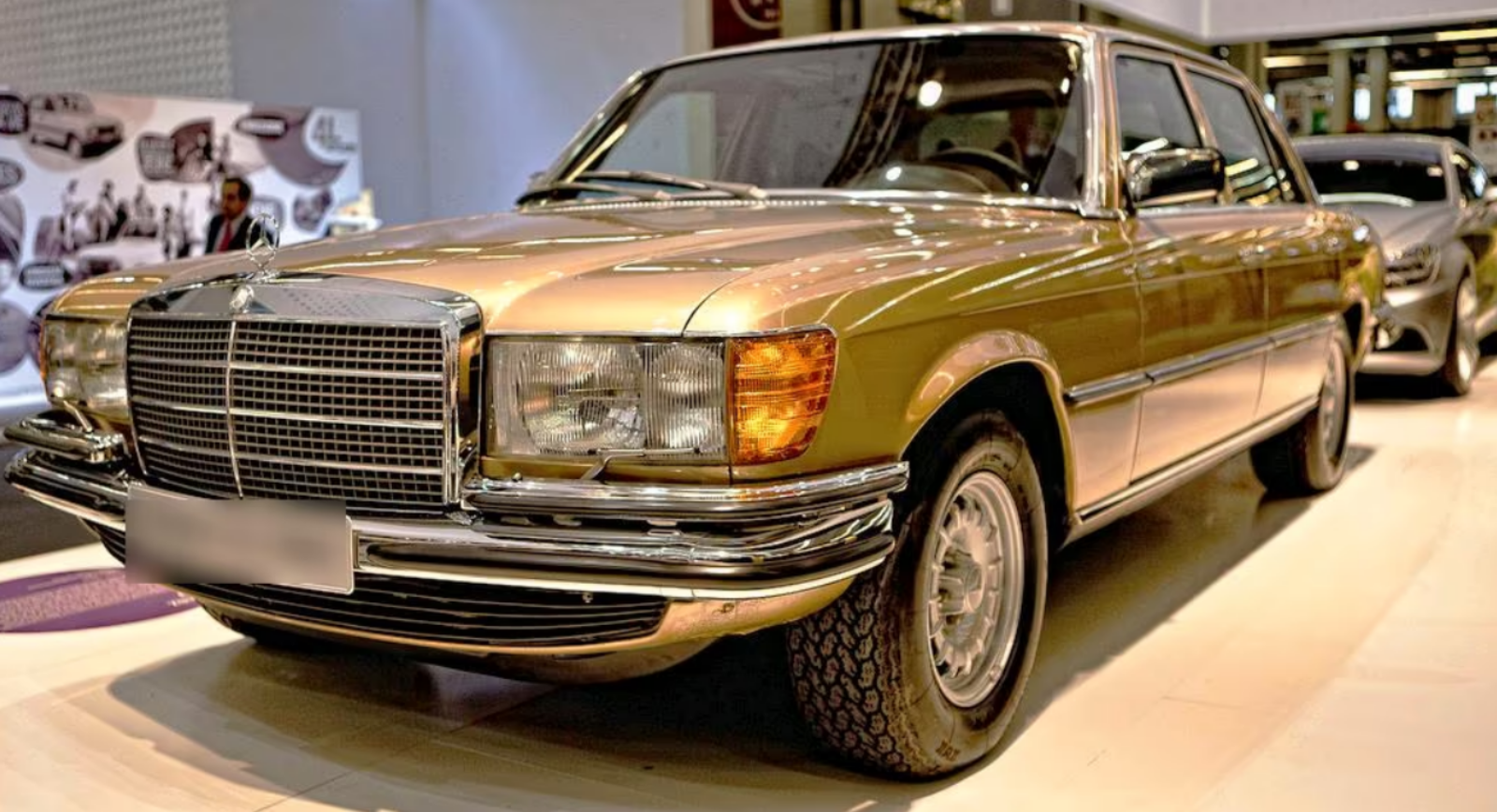 Abbildung des Autos SUCHE Mercedes-Benz W116…