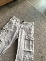 Hose/ Cargohose/Baggyhose cream/weiß Größe 34 Niedersachsen - Nienburg (Weser) Vorschau