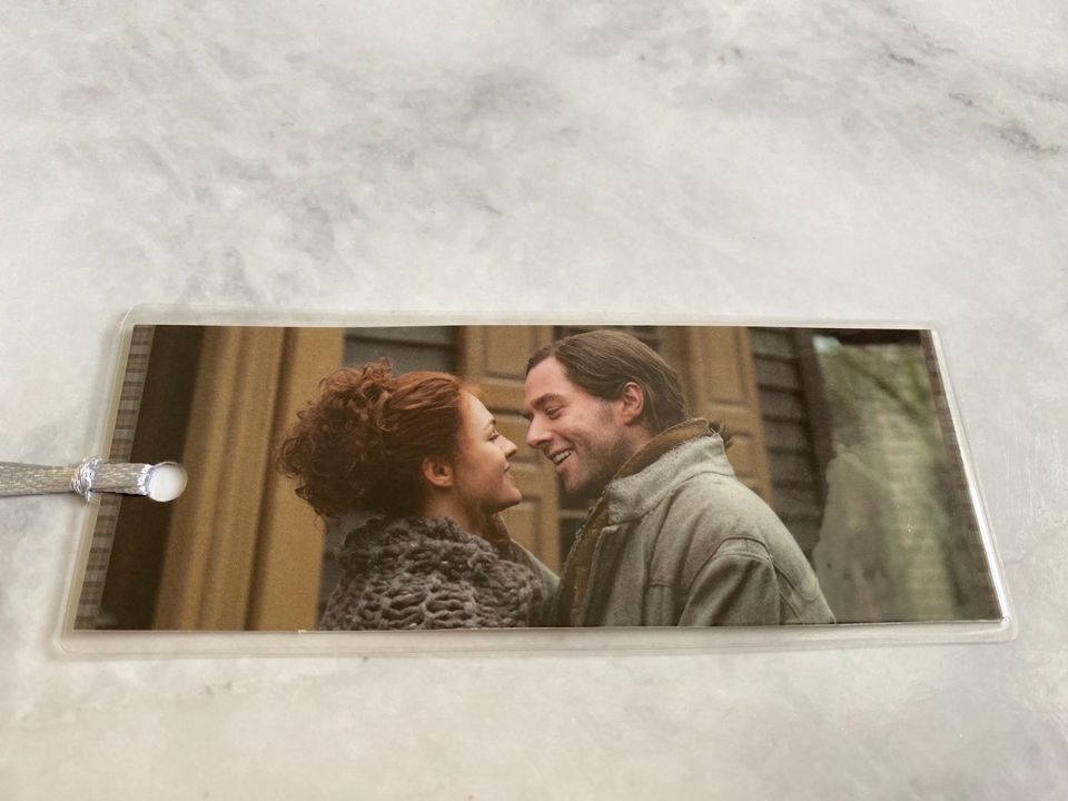 Lesezeichen Outlander Brianna & Roger mit Quote NEU in Marne