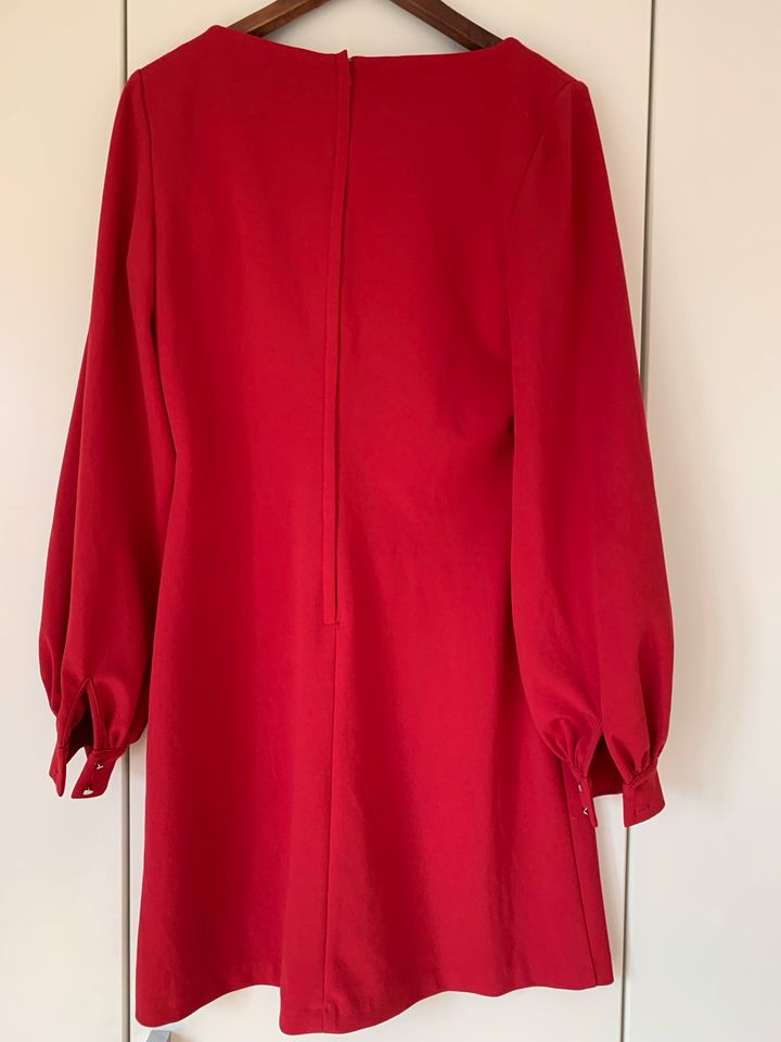 Kleid rot Puffärmel Ballonärmel ❤️ tailliert Toptrend in Reichertshofen