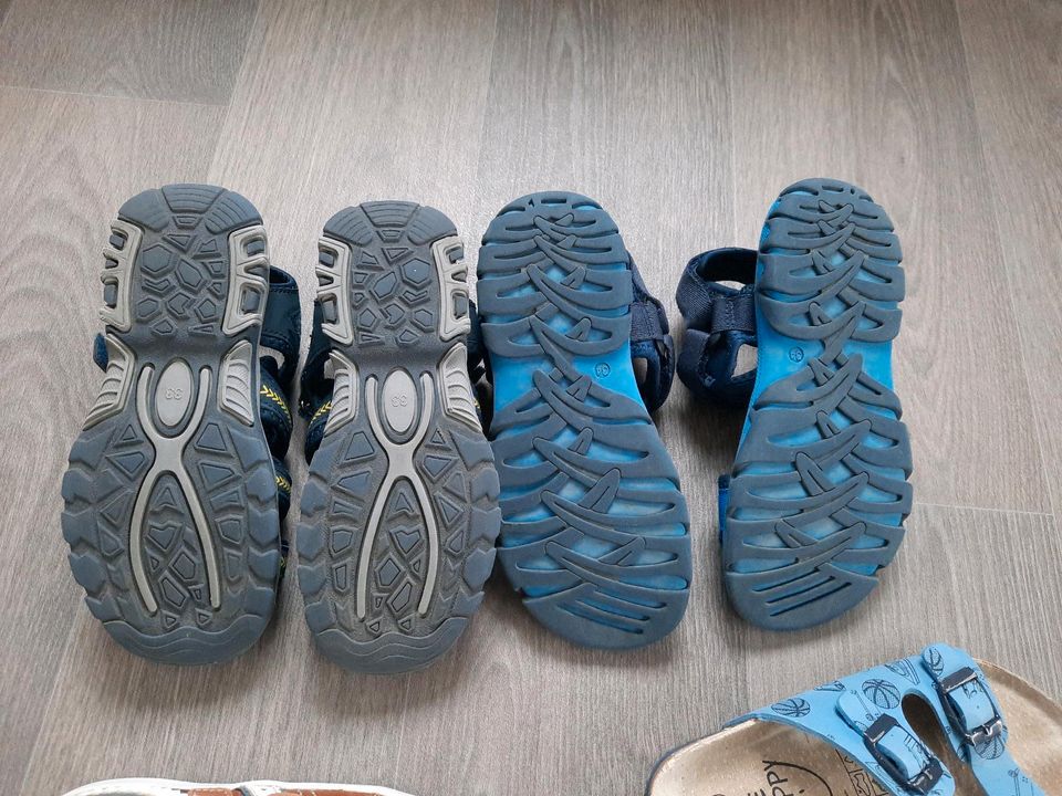 Schuhe, Hausschuhe, Halbschuhe, Sandalen, Trekkingschuhe 30/33/34 in Schwandorf