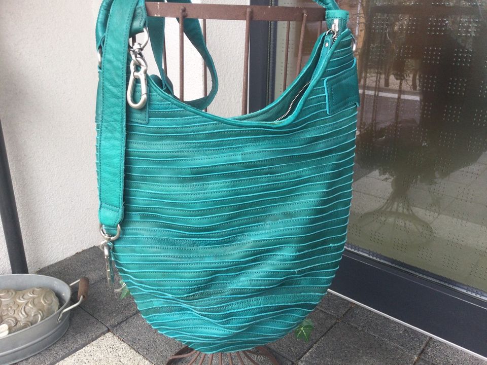 Liebeskind Tasche Cosima Aquafarben neuwertig in Wunstorf