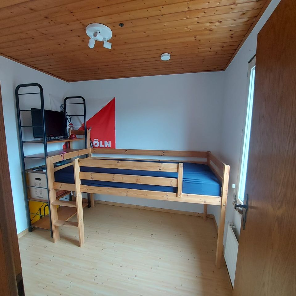 80 qm Wohnung auf Reiterhof zu vermieten! in Nideggen / Düren