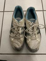 Asics Gel Hallenschuhe 43,5 Nordrhein-Westfalen - Dülmen Vorschau