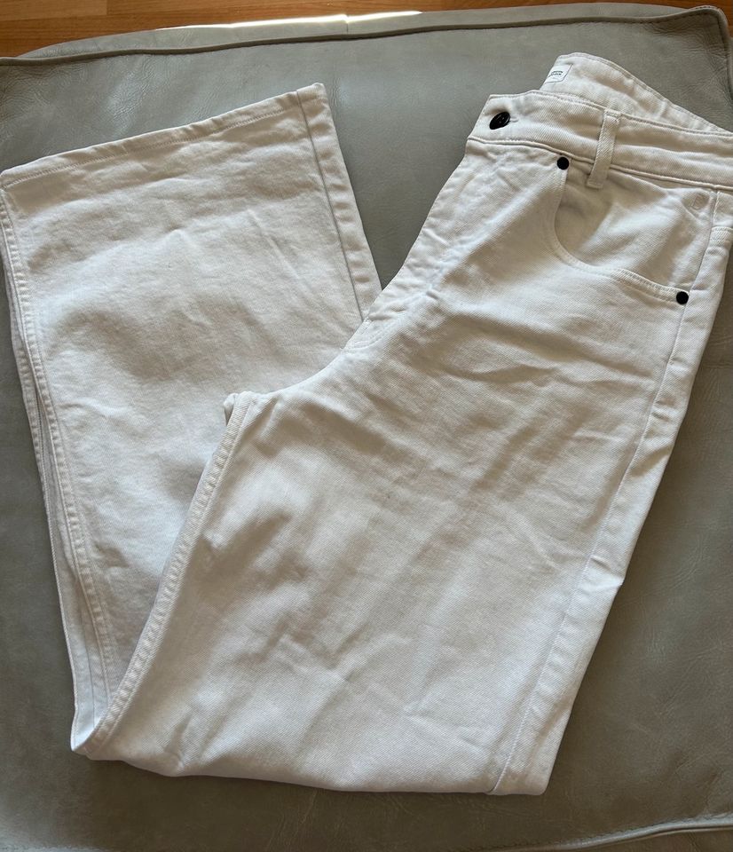 Damen Jeans von BITE Stockholm Creme weiß W31/L32 weites Bein in Bielefeld