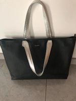 Tasche von Laurel schwarz/silber Bayern - Ergolding Vorschau