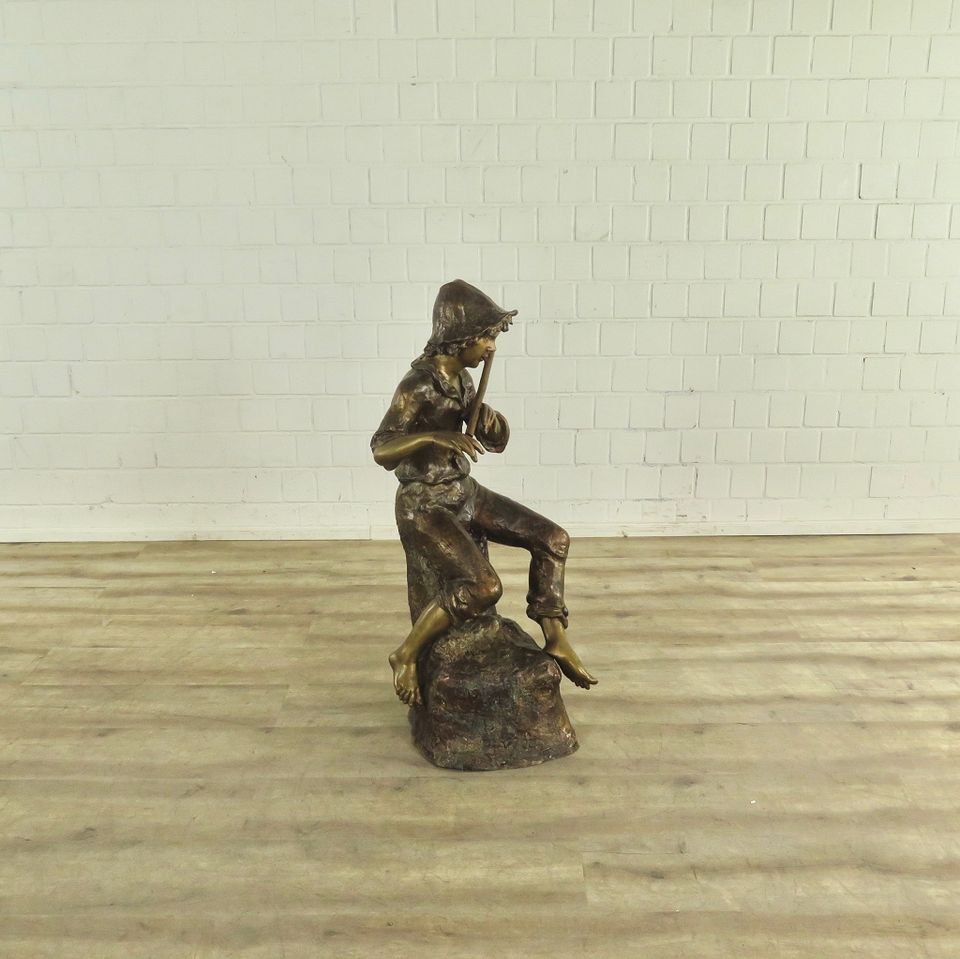 17496 Skulptur Junge mit Blockflöte Bronze 1,12 m in Nordhorn