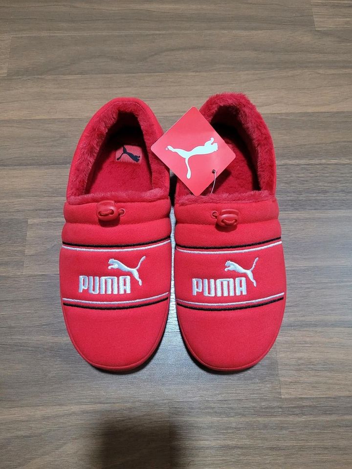 Neu Puma Hausschuhe Slipper Sneaker Herren Damen Rot Größe 40,5 in Nürnberg (Mittelfr)