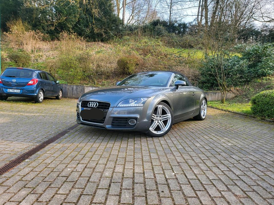 Audi TT Roadster Cabrio 2.0 TFSI 210 PS in Velbert