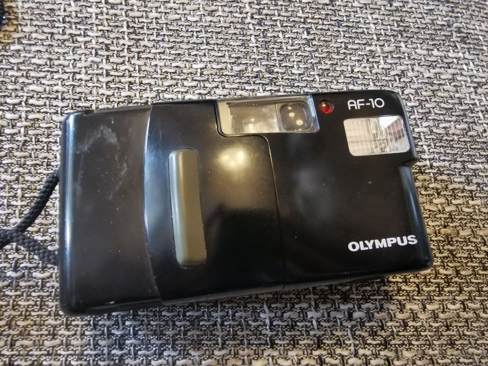 Olympus AF-10 - Kamera / Kompaktkamera in Mietingen