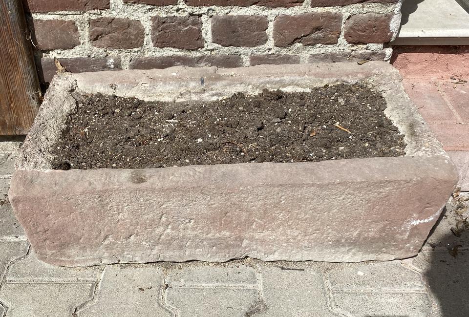 Alter Futtertrog - Viehtränke aus Sandstein - 3-telig - ca. 210 c in Hückelhoven