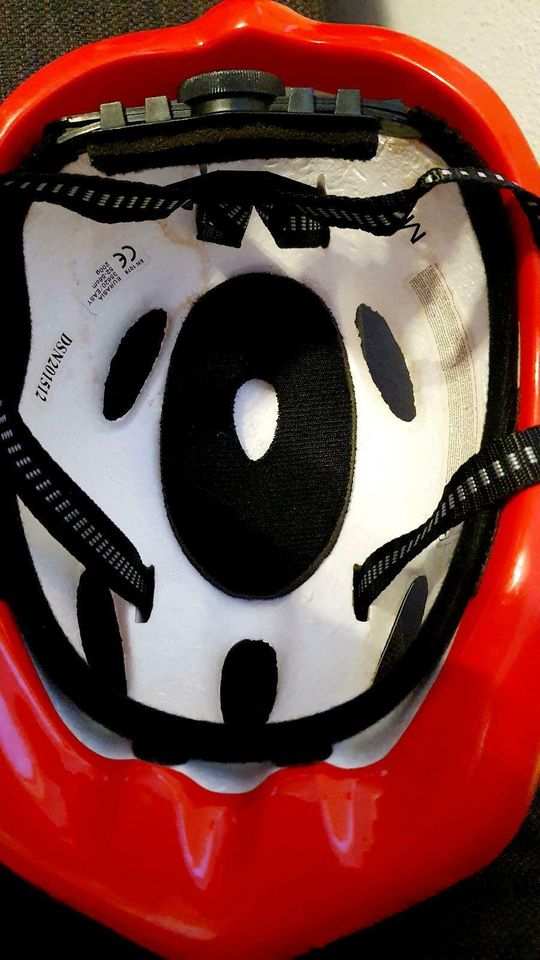 MINNIE MOUSE Fahrradhelm Skaterhelm Inline-Skaten HELM MÄDCHEN 52 in Alsenz