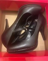 Pumps High heels schwarz Düsseldorf - Lierenfeld Vorschau