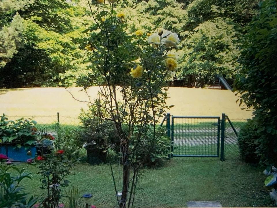 ETW mit tollem Garten im Erdgeschoss in München