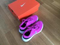 Mädchen Schuhe Nike Revolution Gr.36 neu pink Bayern - Opfenbach Vorschau