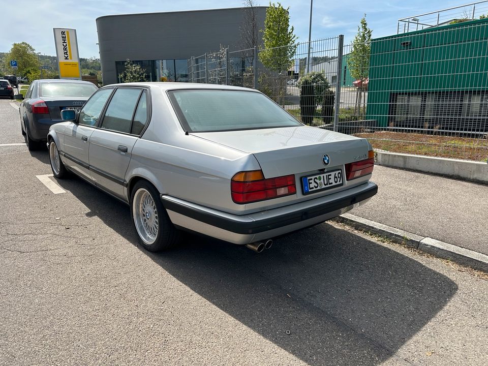 BMW 740iL Lang Version sehr selten! in Plochingen