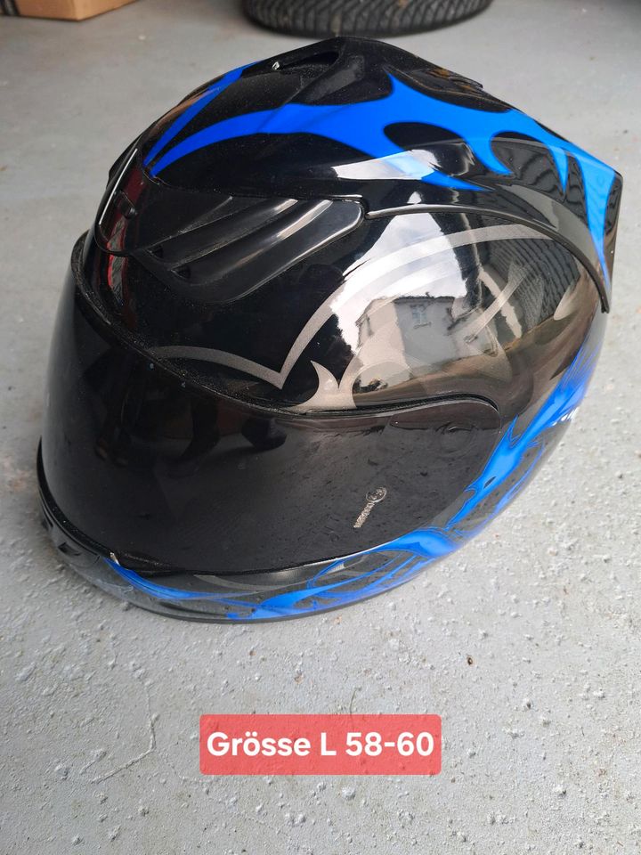 Motorradhelm in Melle