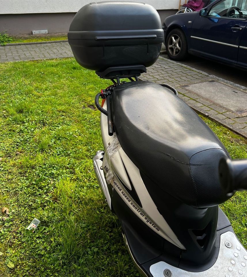 Pegasus-Motorroller in Bremen