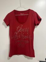 Rotes T-Shirt von GUESS – Glitzerprint, Gr. L (fällt wie M) Bayern - Salzweg Vorschau
