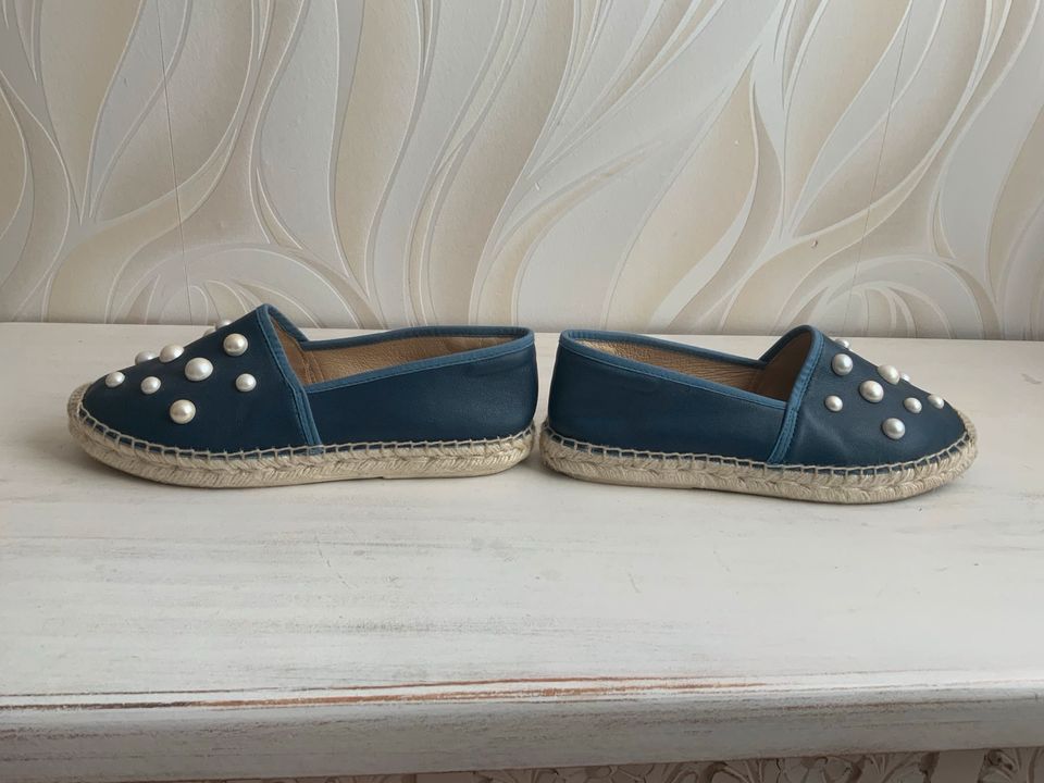 Naturläufer Espadrilles Schuhe Gr.37 Blau mit Perlen  top Zustand in Pforzheim