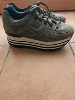 Hogan Wildleder Sneaker Gr. 38 Düsseldorf - Unterbach Vorschau