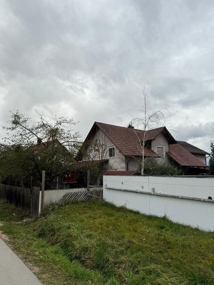 2 Häuser mit vielen Möglichkeiten in Wenzenbach