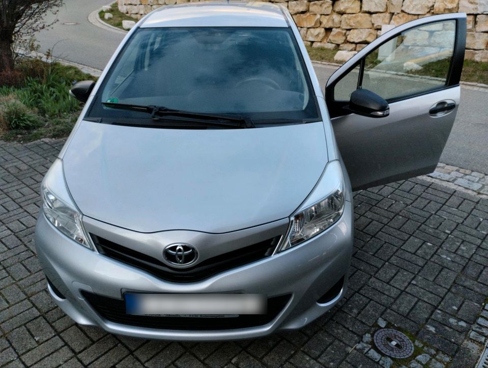 Zu verkaufen Toyota Yaris 1,3 , Nichtraucher, 4 neue Reifen in Tengen